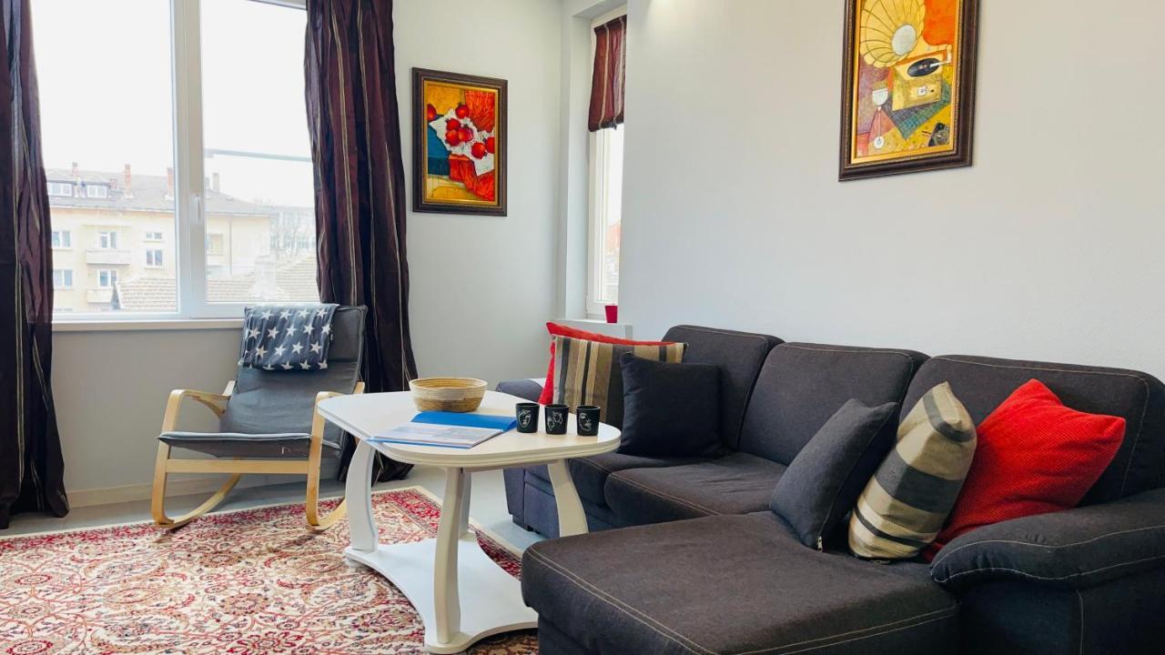 Ferienwohnung Cozy Spot By The Lions' Bridge Sofia Exterior foto